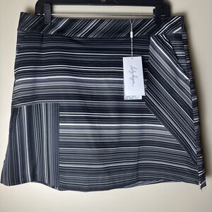 Lady Hagen Women's Golf Skort Button Pocket Black White Size 10 Moisture Wicking